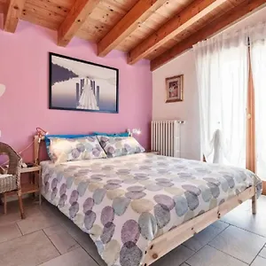 https://terme-al-lago-stanza-privata-in-loft.it-lombardy.com